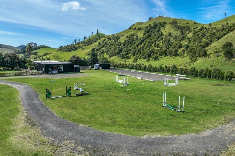 Photo of property in 387 Wentworth Valley Road, Whangamata, 3691