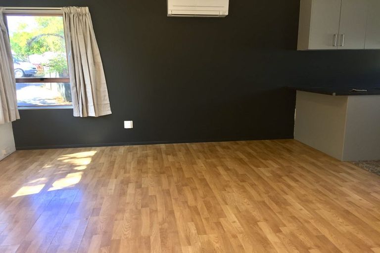 Photo of property in 1/44 Megan Avenue, Pakuranga Heights, Auckland, 2010