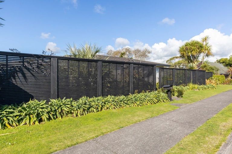 Photo of property in 369 Mangorei Road, Merrilands, New Plymouth, 4312
