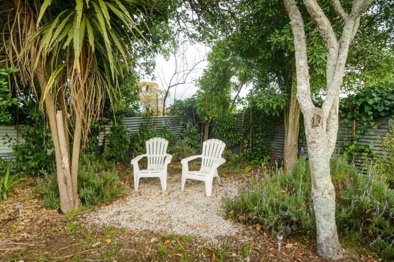 Photo of property in 90 Savage Crescent, West End, Palmerston North, 4412