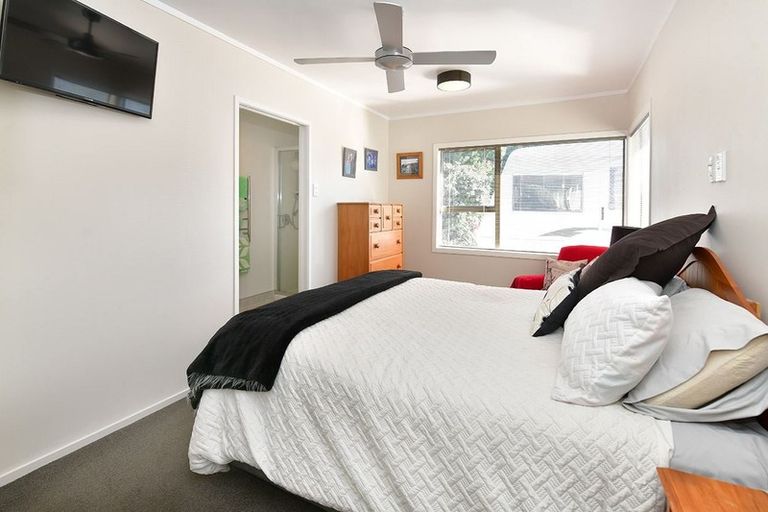 Photo of property in 177 Hibiscus Coast Highway, Red Beach, 0932