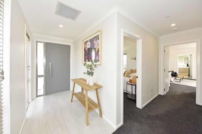 Photo of property in 8 Manarola Road, Halswell, Christchurch, 8025