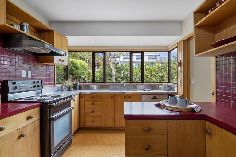 Photo of property in 86 Penruddock Rise, Westmorland, Christchurch, 8025