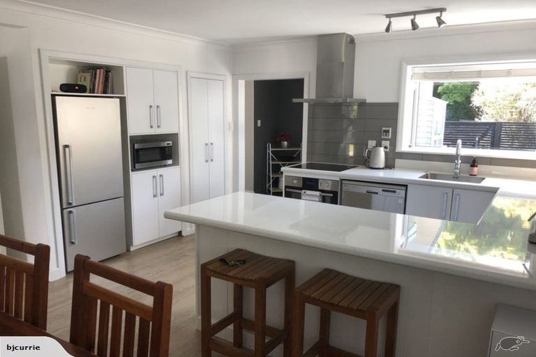 Photo of property in 3 Woodstock Place, Hokowhitu, Palmerston North, 4410