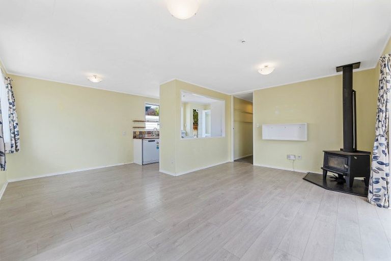 Photo of property in 24 Richmond Avenue, Richmond Heights, Taupo, 3330