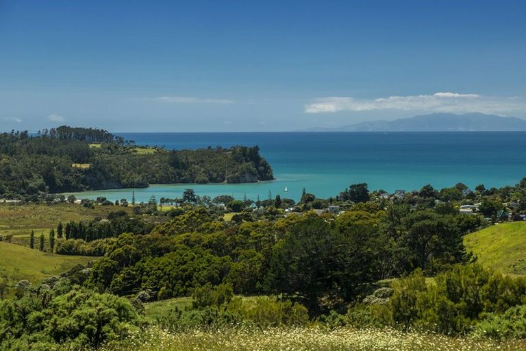 Photo of property in 159 Hillcrest Road, Hatfields Beach, Orewa, 0931