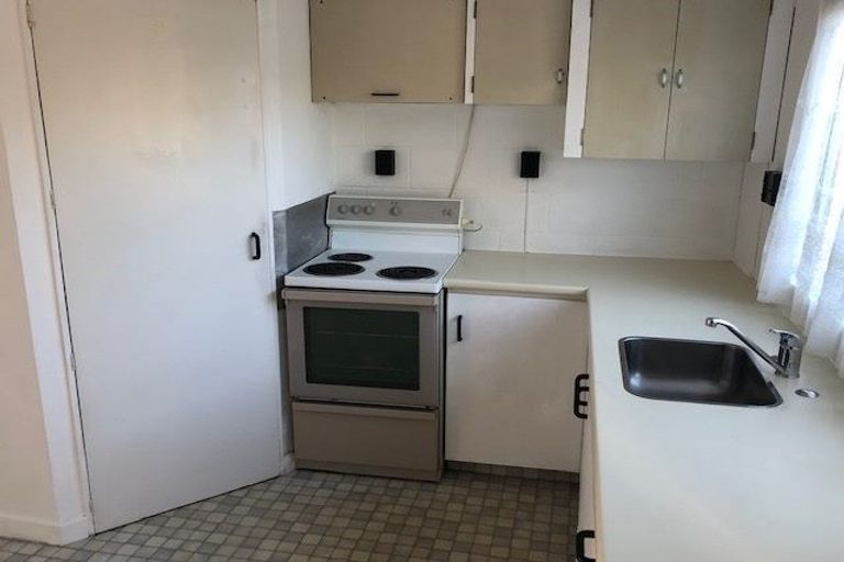 Photo of property in 2/49 Waltham Road, Sydenham, Christchurch, 8023