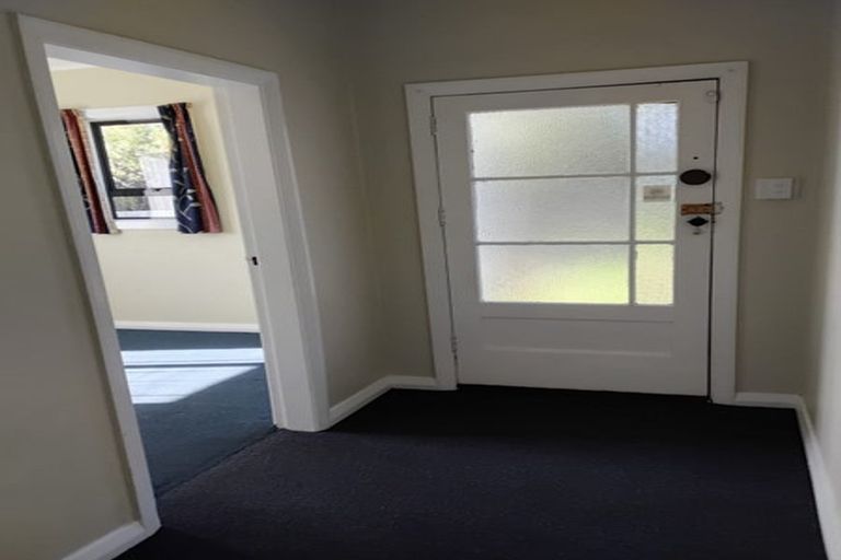 Photo of property in 32 Glenroy Street, Woolston, Christchurch, 8062