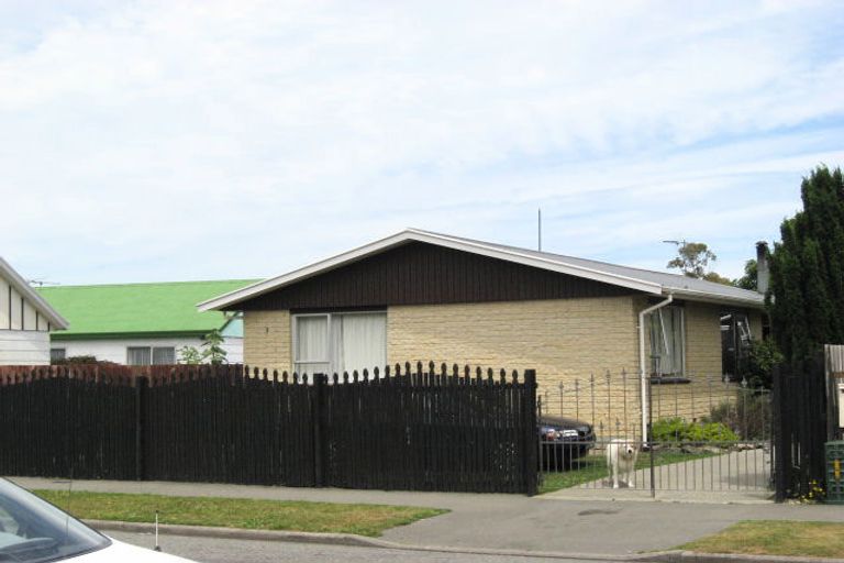 Photo of property in 3 Pateke Place, Bromley, Christchurch, 8062