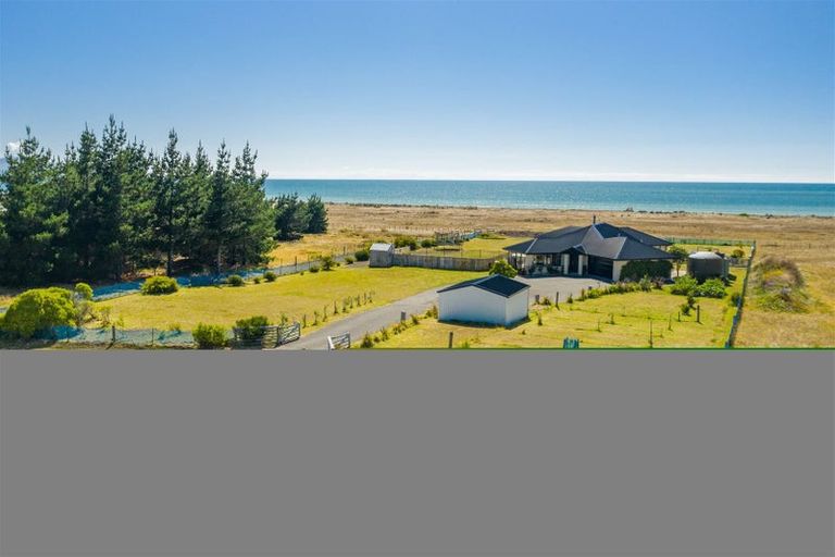 Photo of property in 37 Ocean View Crescent, Rarangi, Blenheim, 7273