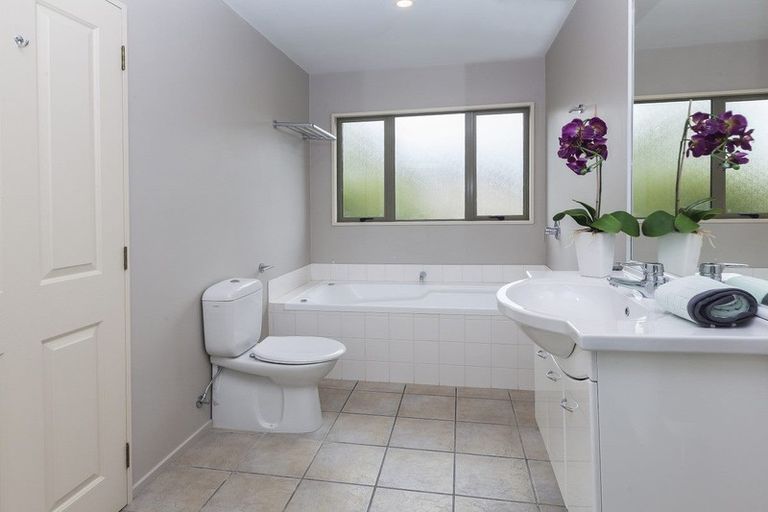 Photo of property in 46a Hamilton Avenue, Ilam, Christchurch, 8041