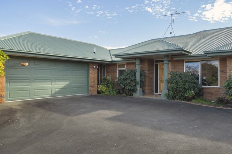 Photo of property in 17 Whiting Drive, Wakefield, 7025