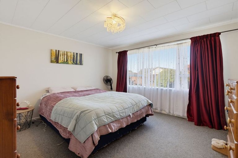 Photo of property in 1 Bush Street, Rangiora, 7400