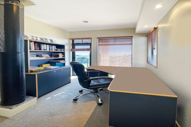 Photo of property in 192 Te Mata Peak Road, Havelock North, 4130