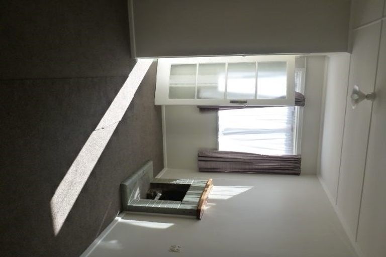 Photo of property in 33a Clevedon Road, Papakura, 2110