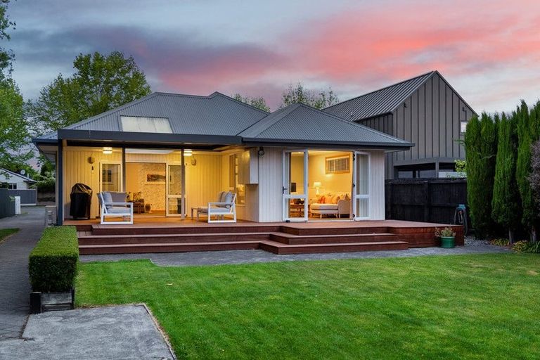 Photo of property in 107 Tomes Road, St Albans, Christchurch, 8052