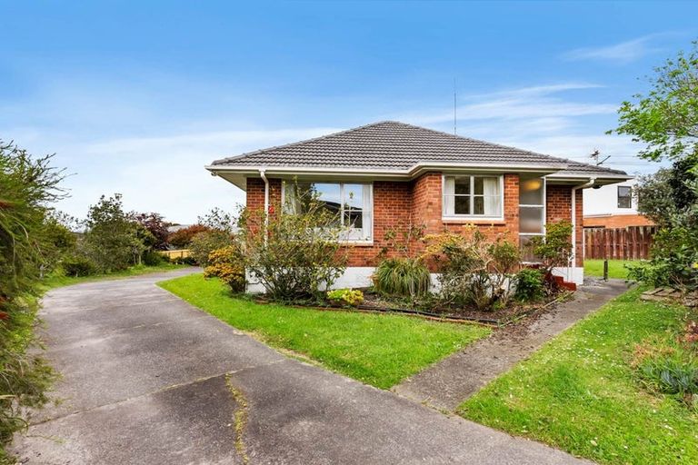 Photo of property in 1/159 Coronation Road, Hillcrest, Auckland, 0627