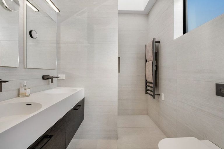 Photo of property in 47 Discovery Drive, Gulf Harbour, Whangaparaoa, 0930