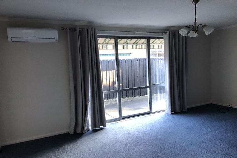 Photo of property in 1/54a Dallington Terrace, Dallington, Christchurch, 8061