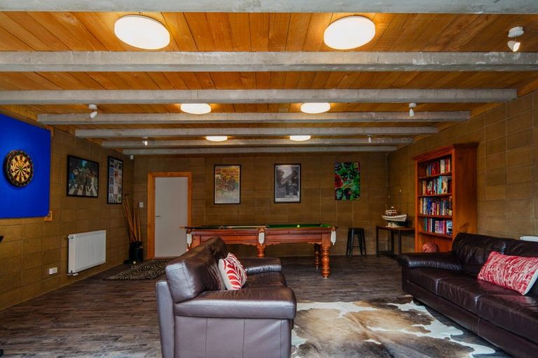 Photo of property in 93 Easther Crescent, Kew, Dunedin, 9012