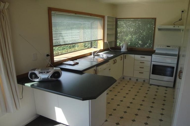Photo of property in 2 Moss Lane, Raumati Beach, Paraparaumu, 5032