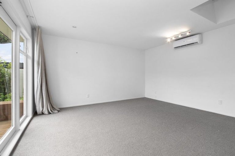 Photo of property in 7 Strowan Avenue, Fairfield, Hamilton, 3214