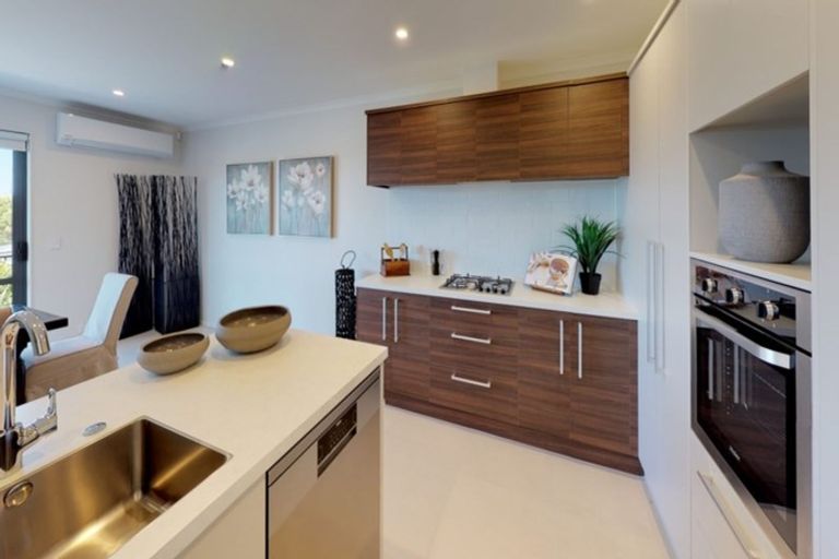 Photo of property in 47 Eugenia Rise, Totara Heights, Auckland, 2105