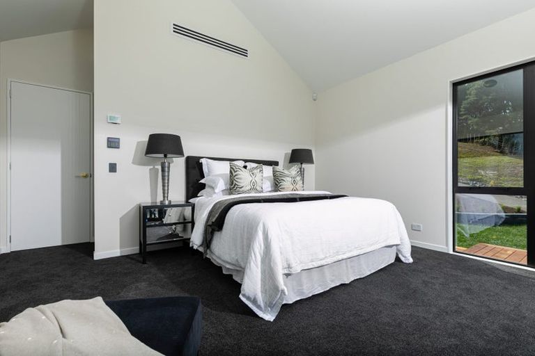 Photo of property in 31 James Paige Lane, Riverhead, 0793