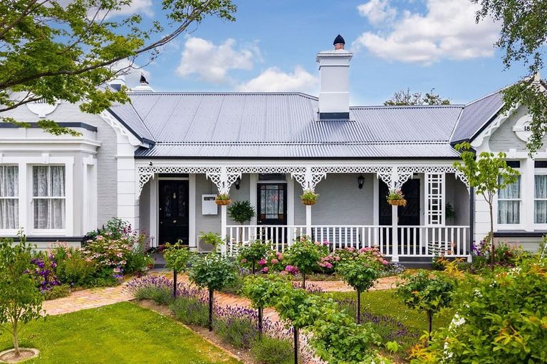 Photo of property in 14 Exeter Street, Waimate, 7924