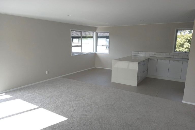 Photo of property in 23 Spinella Drive, Bayview, Auckland, 0629