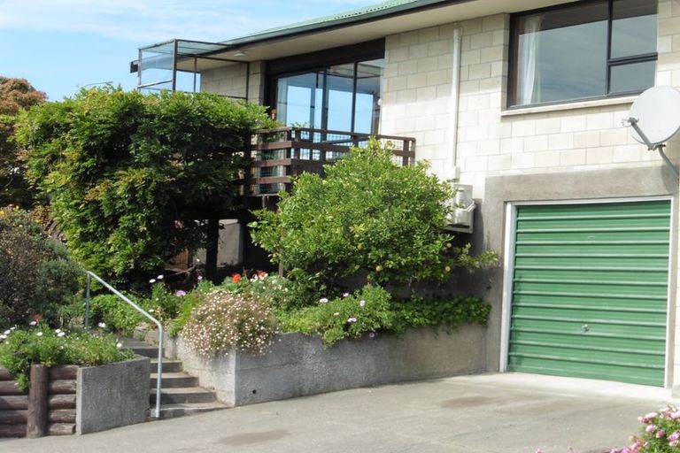 Photo of property in 1/2 Clifton Terrace, West End, Timaru, 7910
