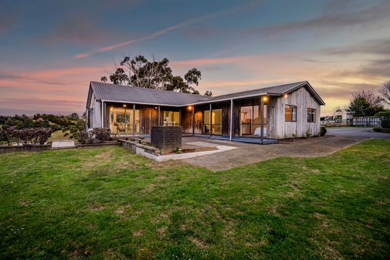 Photo of property in 159a Govett Avenue, Frankleigh Park, New Plymouth, 4310