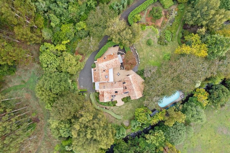 Photo of property in 215 Okuti Valley Road, Little River, 7591