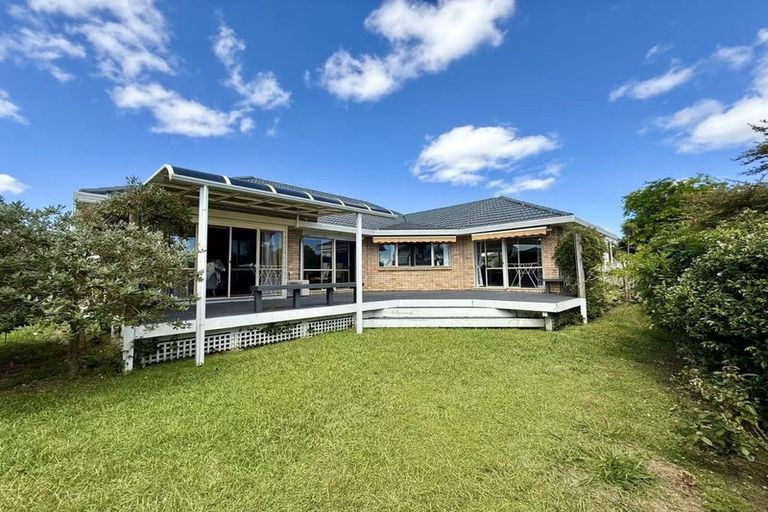 Photo of property in 164 Millhouse Drive, Golflands, Auckland, 2013