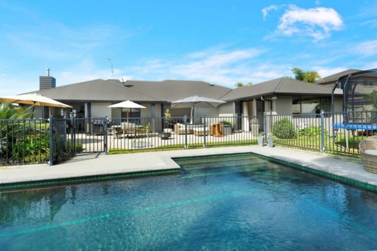 Photo of property in 5 Grenache Place, Rototuna, Hamilton, 3210