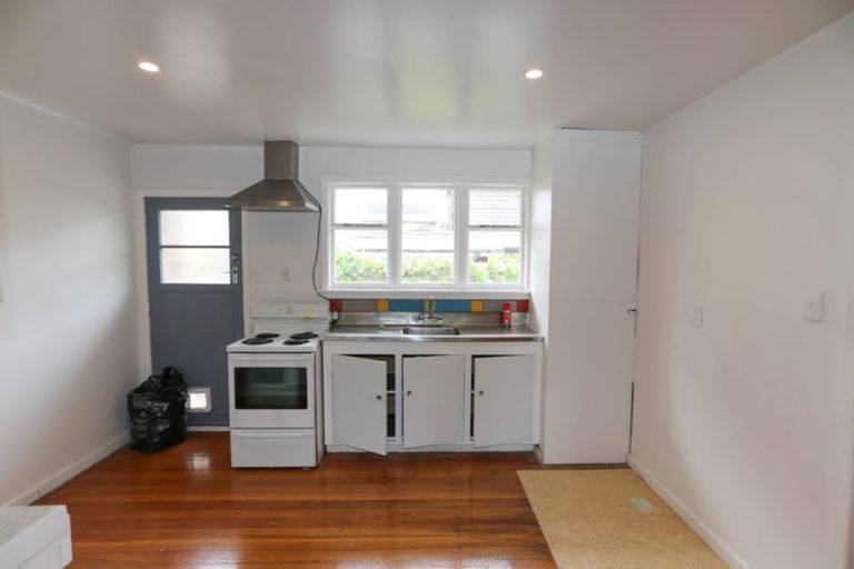 Photo of property in 1/2 Wilfrid Street, Ilam, Christchurch, 8041