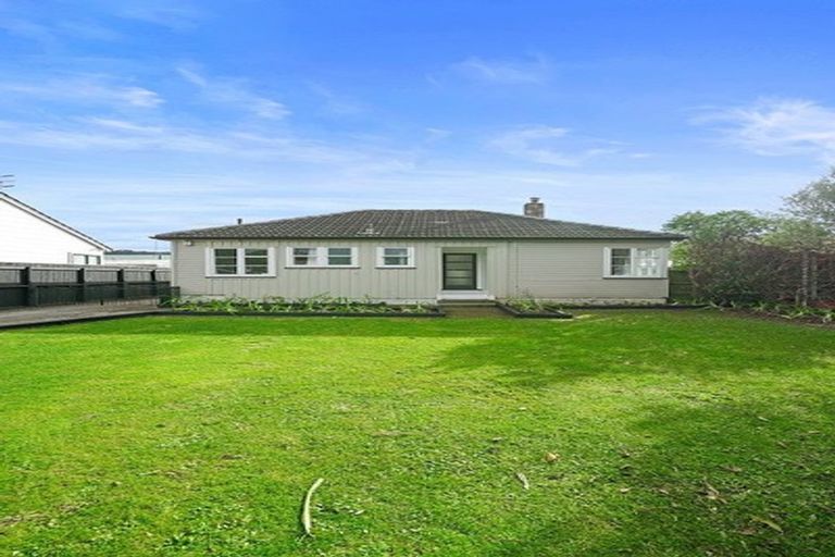 Photo of property in 17 Petherick Street, Taita, Lower Hutt, 5011