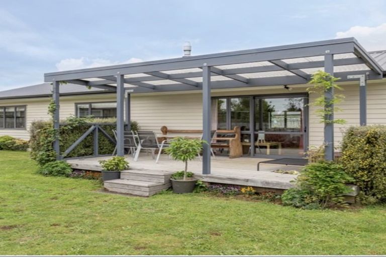 Photo of property in 10 Ngahana Place, Turangi, 3334