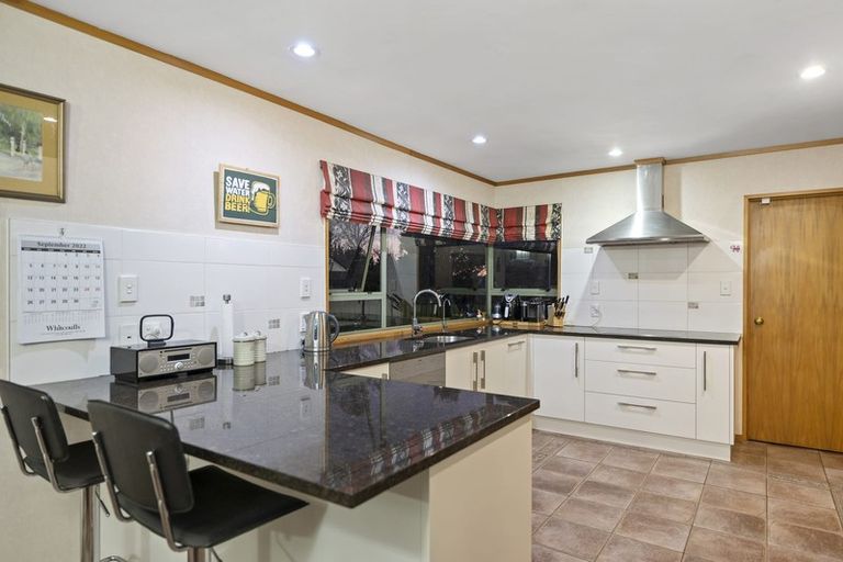 Photo of property in 506 State Highway 16, Kumeu, 0892