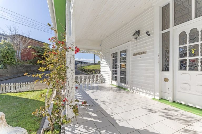 Photo of property in 265f Tukapa Street, Hurdon, New Plymouth, 4310