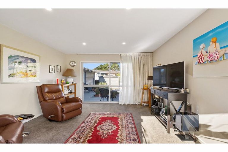 Photo of property in 6 Oak Place, Gleniti, Timaru, 7910