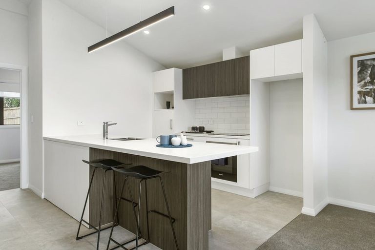 Photo of property in 1 Blenheim Place, Judea, 3110