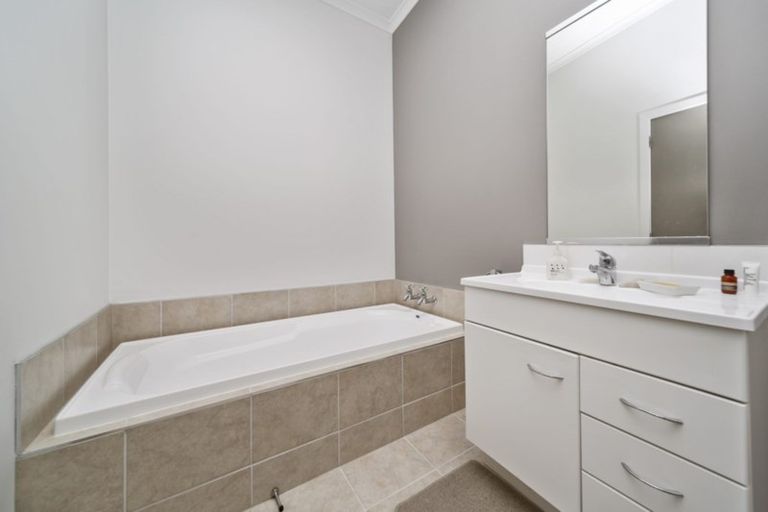 Photo of property in 9/38 Maratahu Street, Westown, New Plymouth, 4310