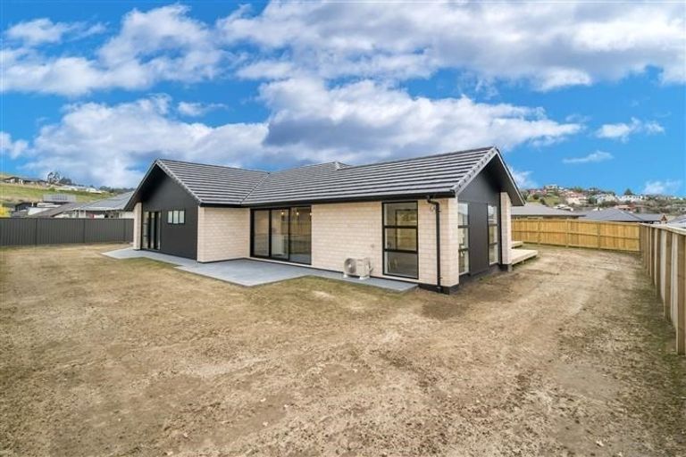 Photo of property in 11 Heathfield Drive, Mosgiel, 9024