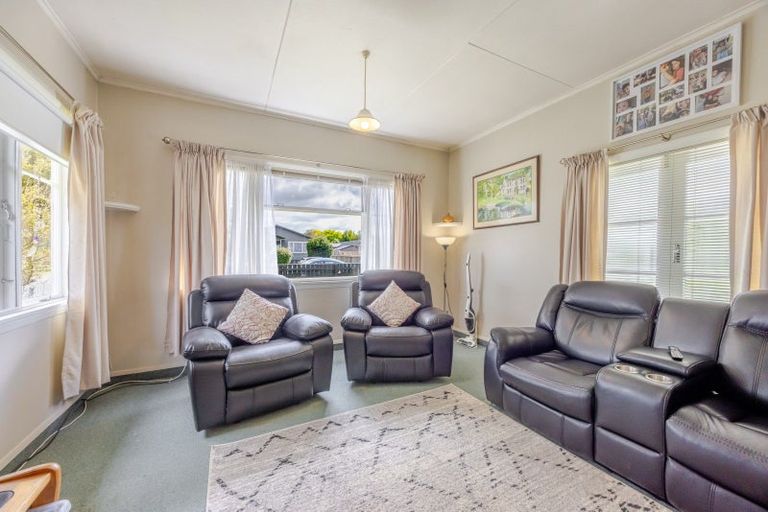 Photo of property in 39 Hospital Street, Dannevirke, 4930