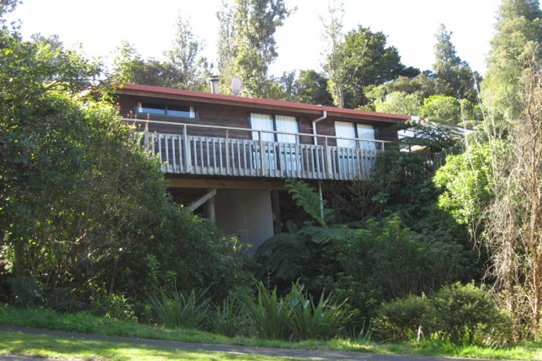 Photo of property in 80 Kaiuru Avenue, Pukawa Bay, Turangi, 3381