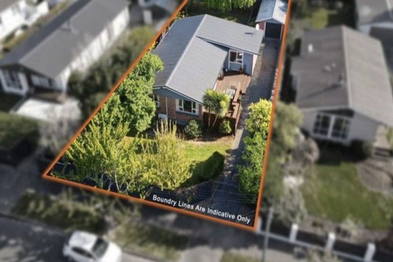 Photo of property in 9 Gregan Crescent, Burnside, Christchurch, 8053