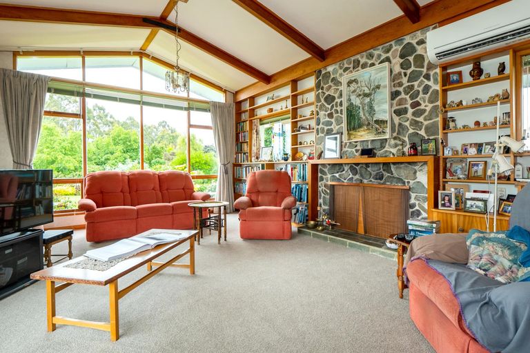 Photo of property in 65 Ribbonwood Road, Geraldine Downs, Geraldine, 7991