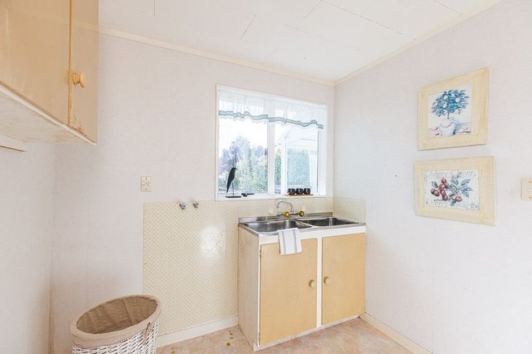 Photo of property in 3 Delhi Avenue, Aramoho, Whanganui, 4500