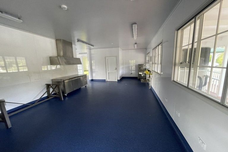 Photo of property in 59 Chamberlain Road, Bombay, 2675